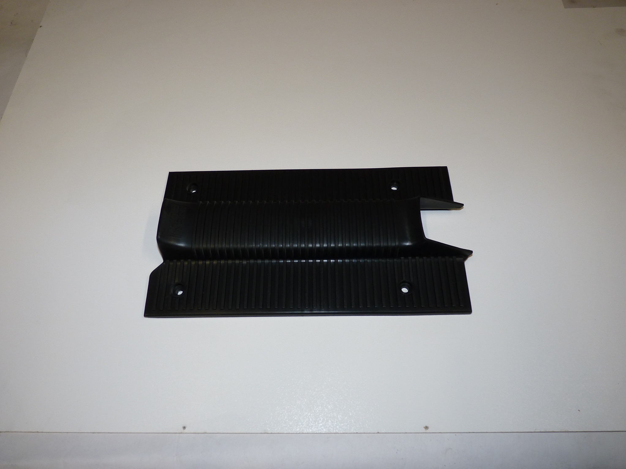 Fantic Issimo Trittbrett: Schwarz (Fabrikneu)